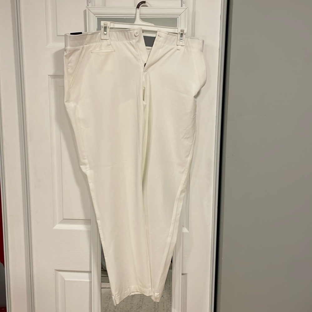 Under Armor women’s golf pants